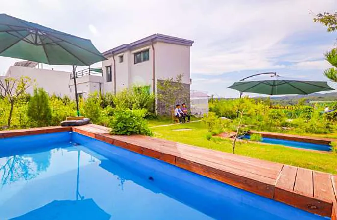 토토멍 애견풀빌라