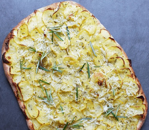 한국의 감자 요리 포테이토 피자