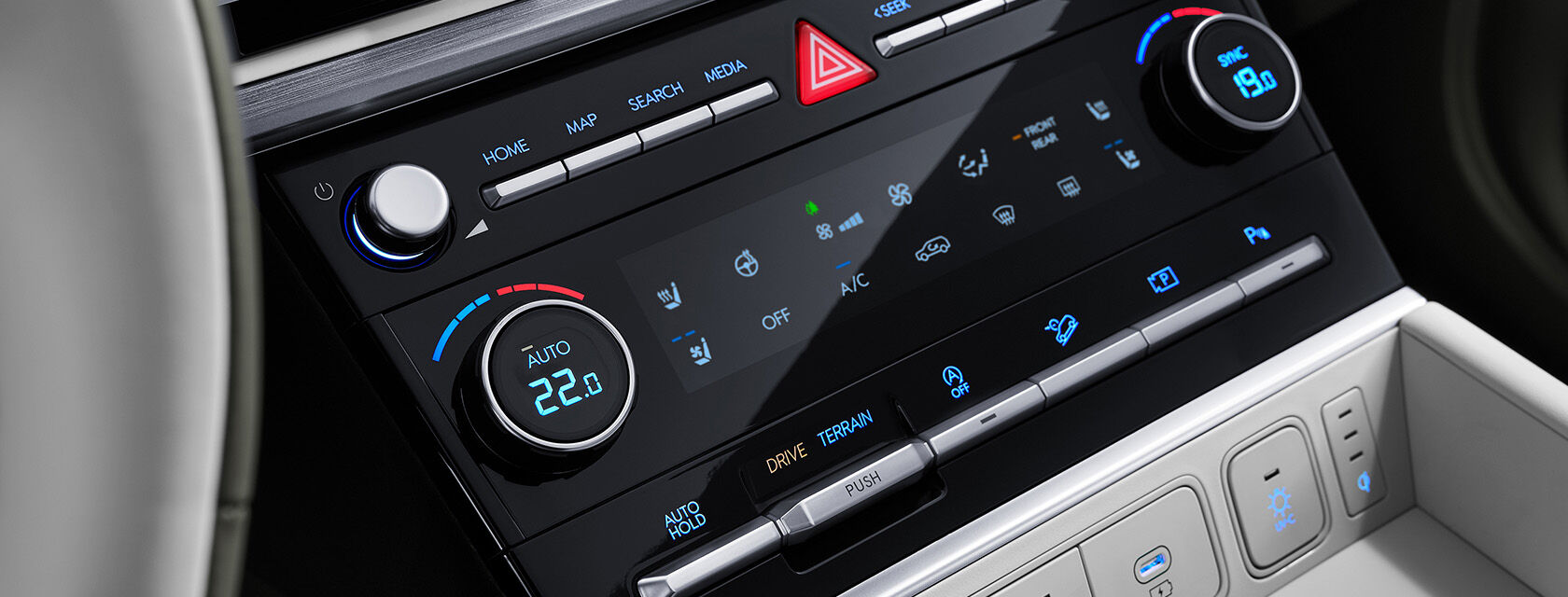 싼타페 하이브리드 센터페시아