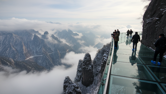 장가계 천문산 유리잔도 위에서 내려다본 아찔한 절경과 투명한 바닥