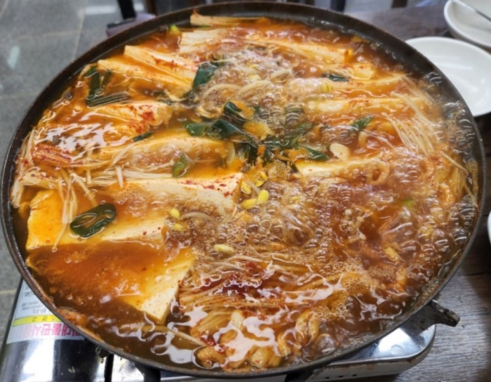 홍성-두부전골-오서산억새풀식당