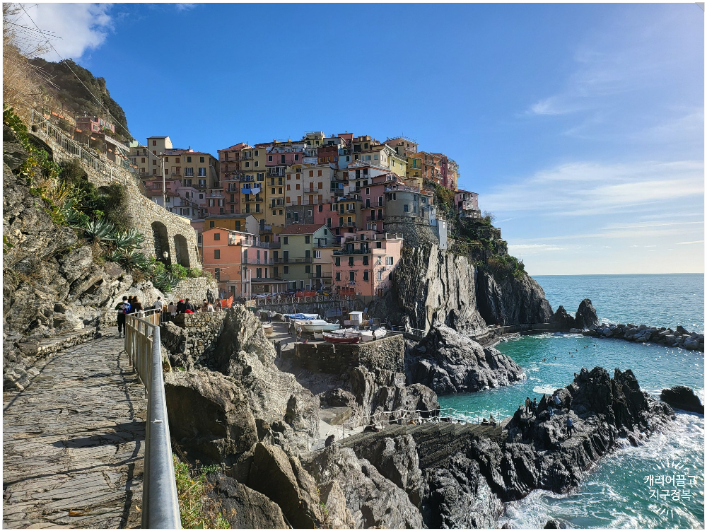 친퀘테레, 마나롤라에 가다.