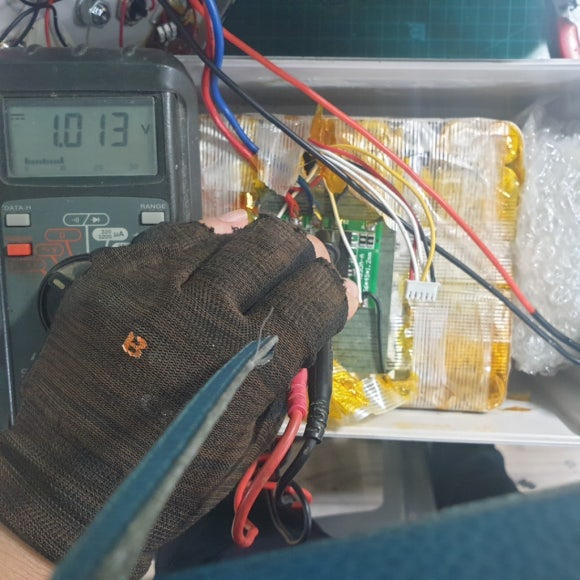 집어등 배터리 출력 전압 테스트