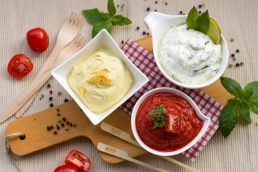 자취생 필수! 반찬 없이도 한 끼 가능한 만능 소스 레시피