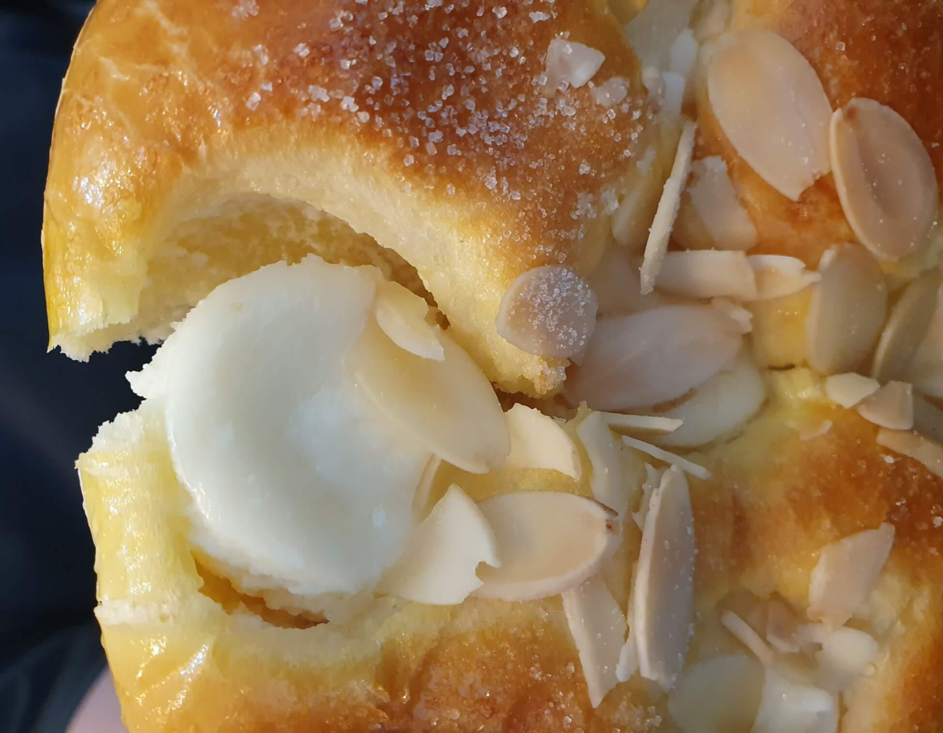 크림치즈브리오슈 확대