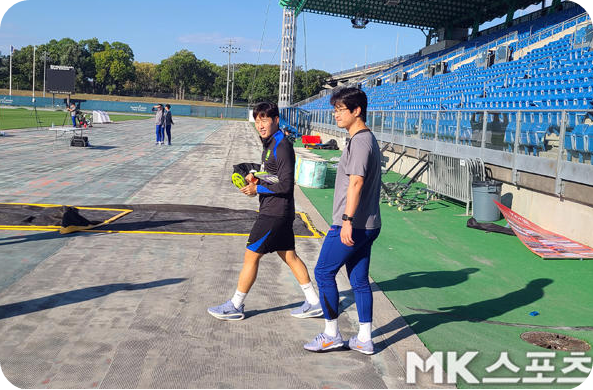 훈련 도중 발목을 다친 이강인은 이날도 뒤늦게 훈련장에 나왔다. 사진(美 뉴욕)= 김재호 특파원