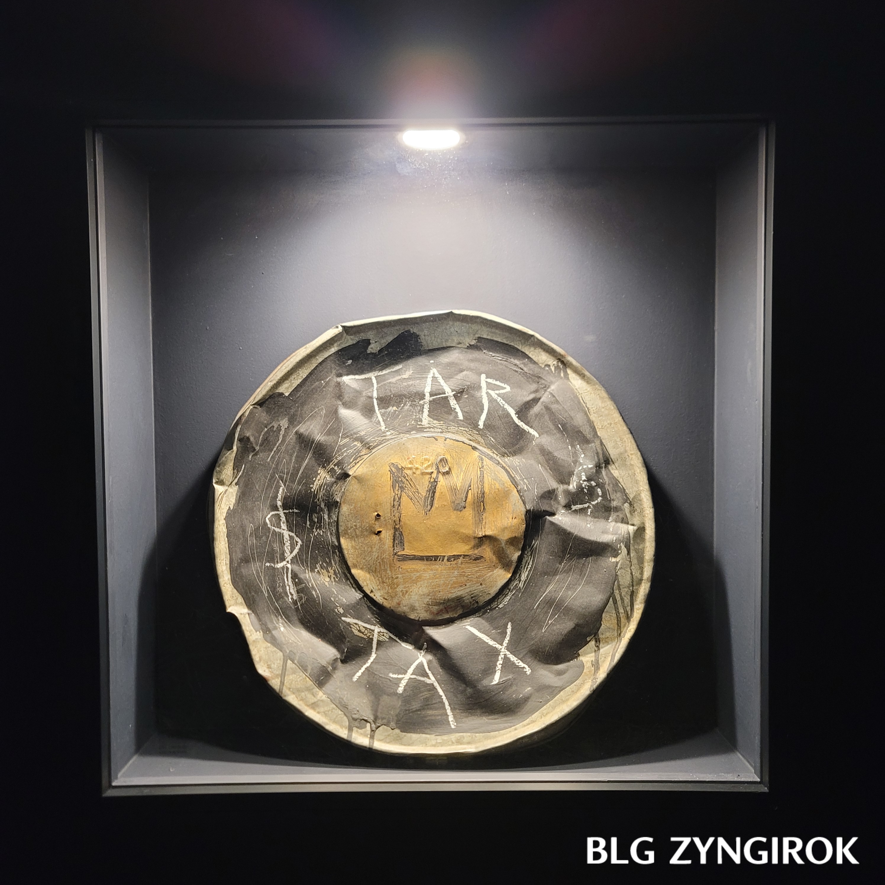 장미셀 바스키아 - 과거와 미래를 잇는 상징적 기호들