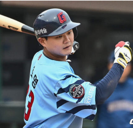  롯데 자이언츠 내야수 손호영