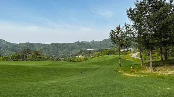 춘천 '휘슬링락 컨트리클럽' 골프장 소개 및 예약방법