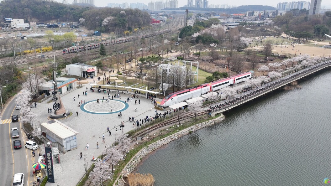 서울 근교 가을 산책코스 추천, 레일바이크와 철새가 공존하는 의왕 왕송호수