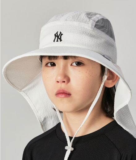 MLB 하얀 플랩캡