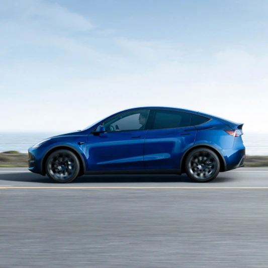 테슬라 모델Y RWD