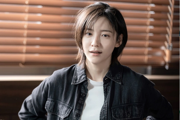 재벌X형사 이강현