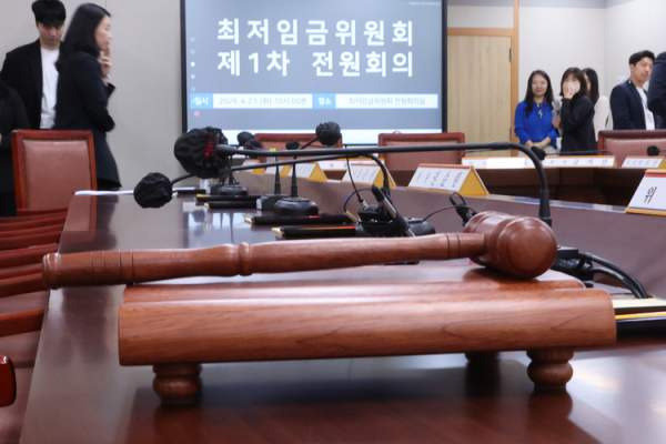 2027년 최저임금 심의 파행의 진실: 도급제 플랫폼 노동자 도입과 권순원 위원장 논란 분석