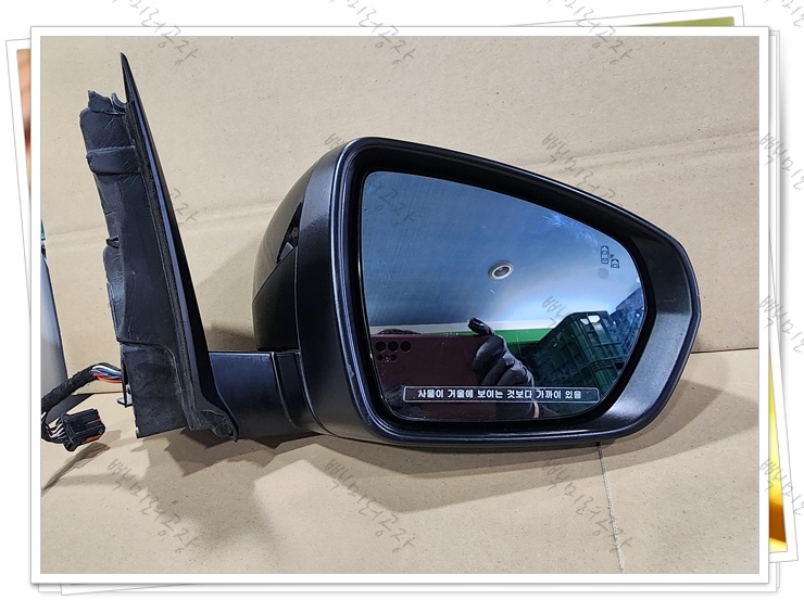 푸조 5008 중고 사이드미러 거울부