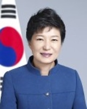 대한민국 제18대 대통령 박근혜, 대한민국 첫 여성 대통령의 명암
