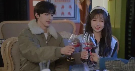 힐링 로맨스 중드 다시보기 그 겨울, 우리는(허국왕재동면) 23화 줄거리 결말