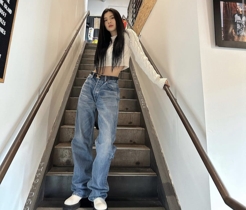이선빈 사복 패션