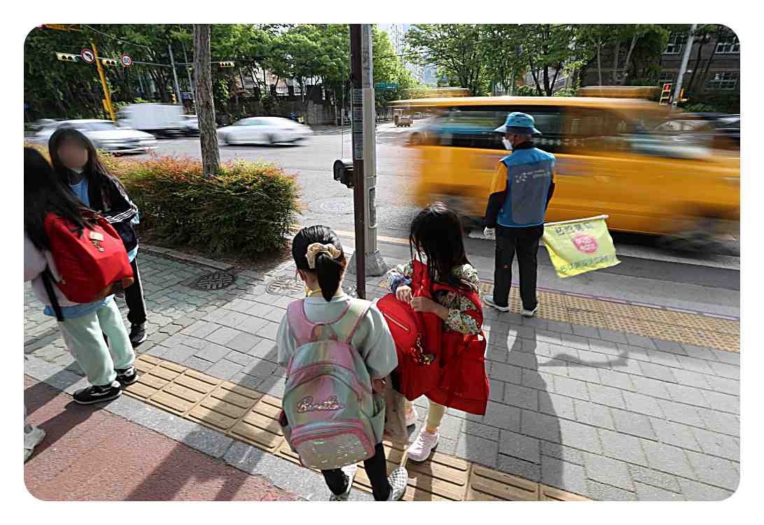 스쿨존 민식이법 어린이보호구역 교통사고 가중처벌 설명 이미지