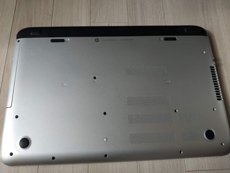 HP 파빌리온 17 노트북 분해 2