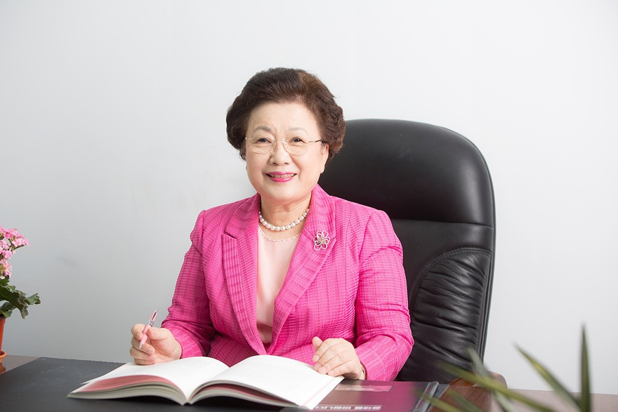 이배용 서희건설 이봉관 회장과의 관계