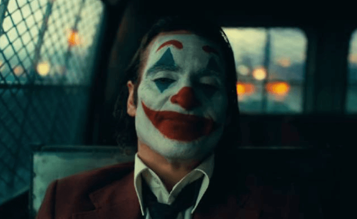 조커2의 조커의 스틸컷