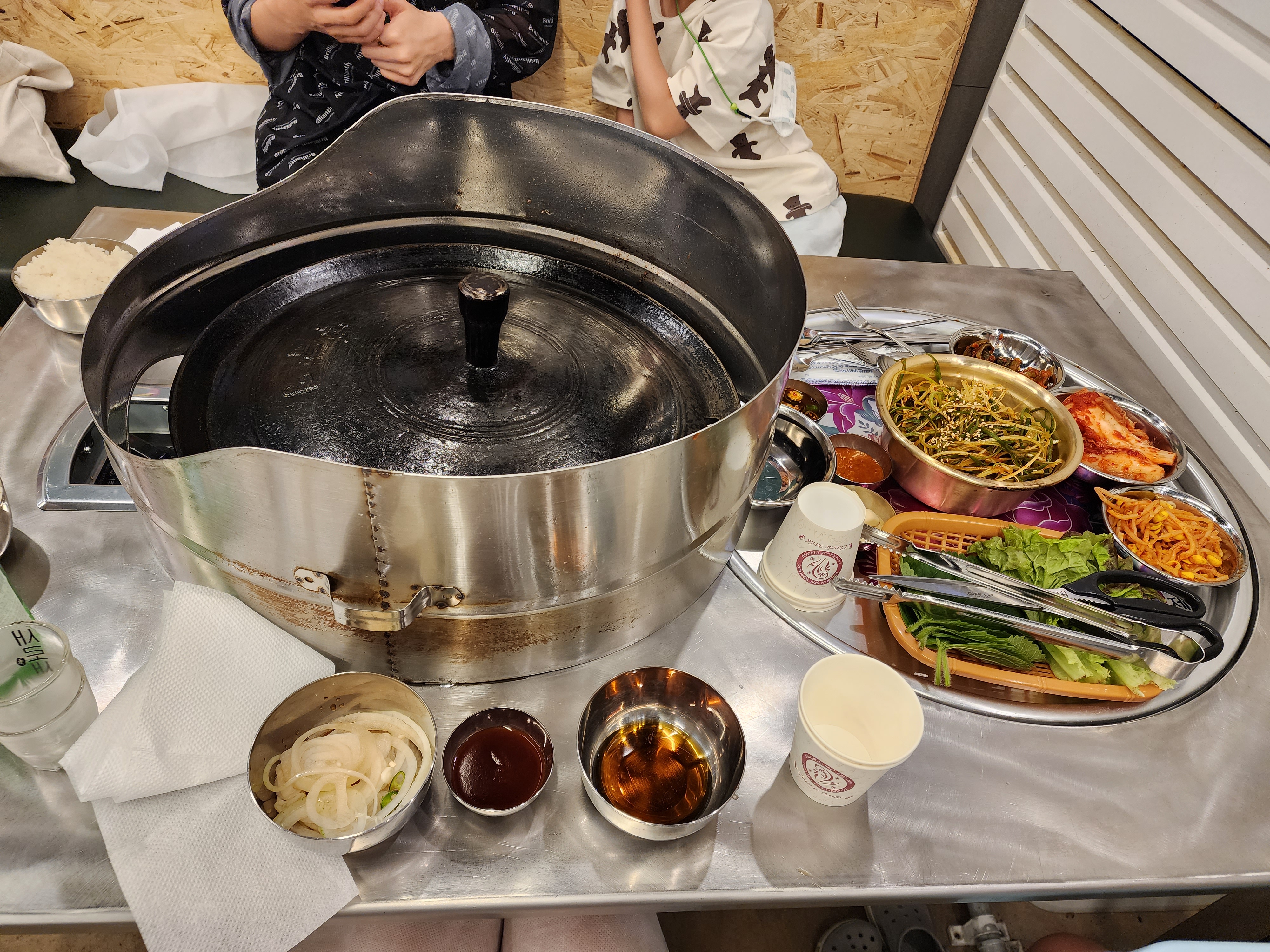 목구멍 고깃집 반찬