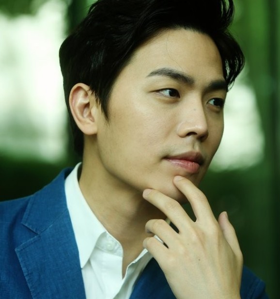 이동하 배우 - 정보 작품 뮤지컬 영화 드라마 연극 박소진 결혼식 장소