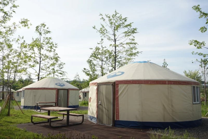 연천 캠핑장, 한탄강 관광지 및 재인폭포 캠핑장