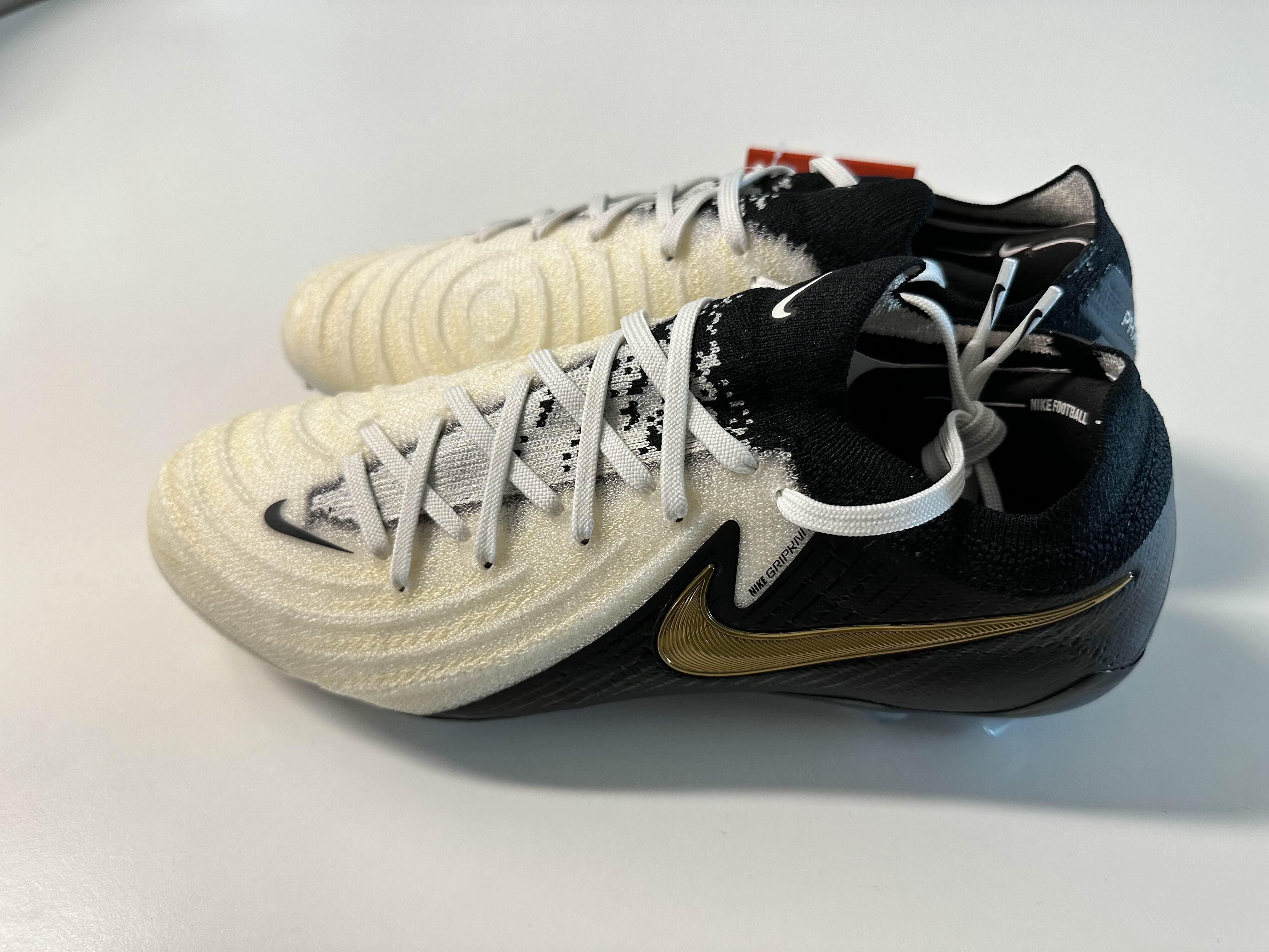 나이키 팬텀 GX 2 엘리트 FG 축구화