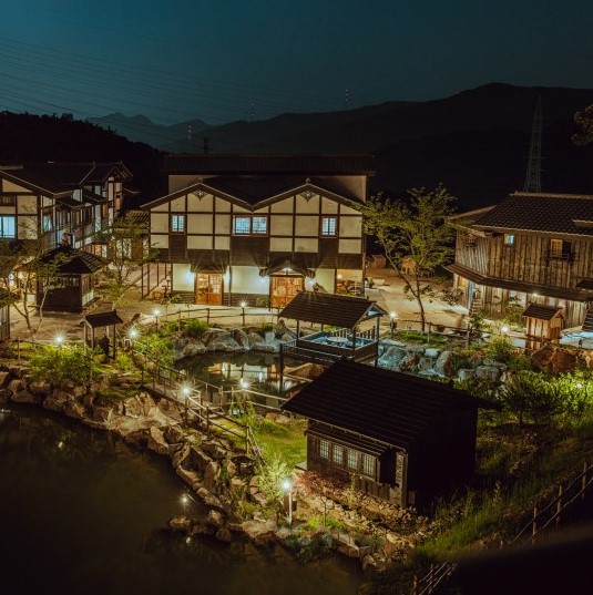 니지모리 스튜디오