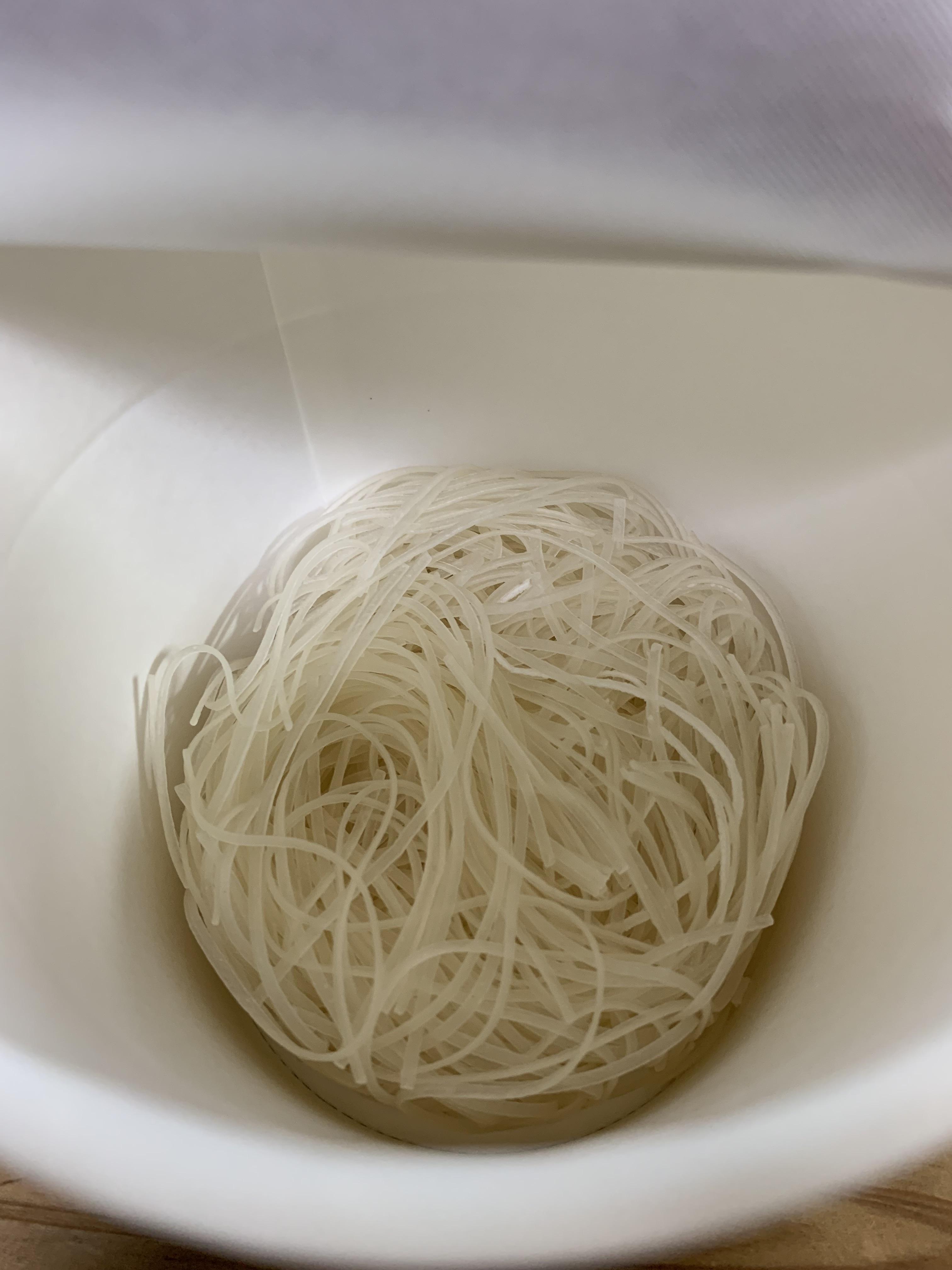 농심 후루룩쌀국수 미역국 건면