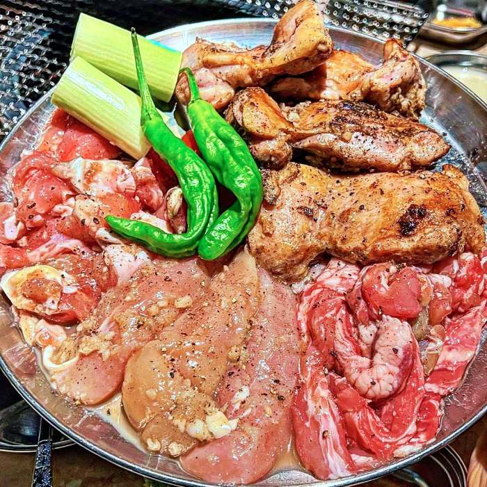 생방송투데이 경기 의정부 또띠아쌈 숯불 닭구이 맛집