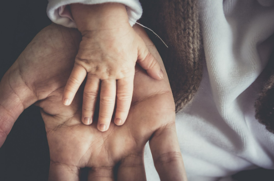 육아휴직급여 신청 및 기간 (최대12개월) 출산휴가의 차이