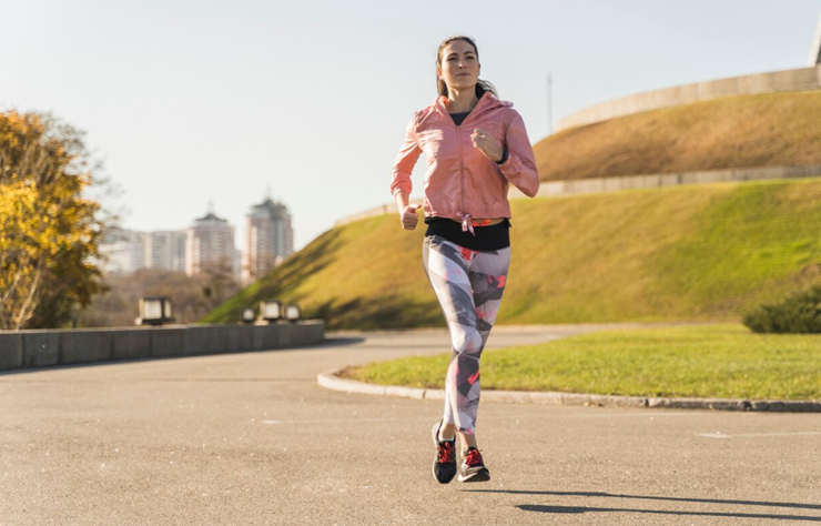 러닝하는 여자