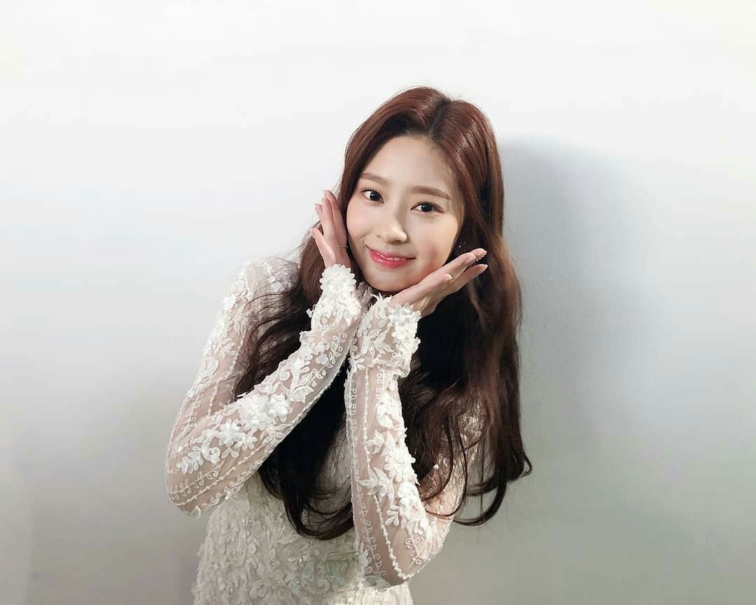 아이즈원 김민주 최애사진