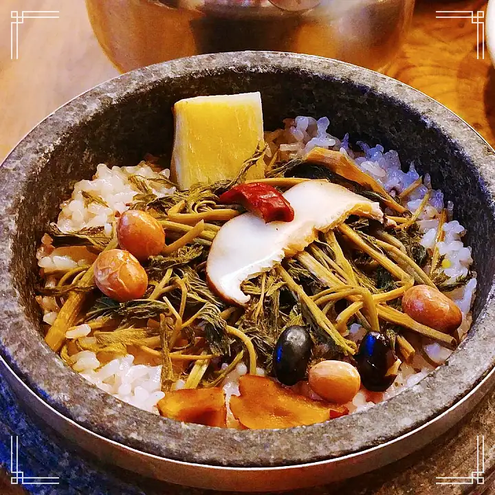 화천 산천어 축제 가게 삼나물 돌솥밥 아구해물전골 택시맛객들의 수다 삼나물밥상 맛집 추천