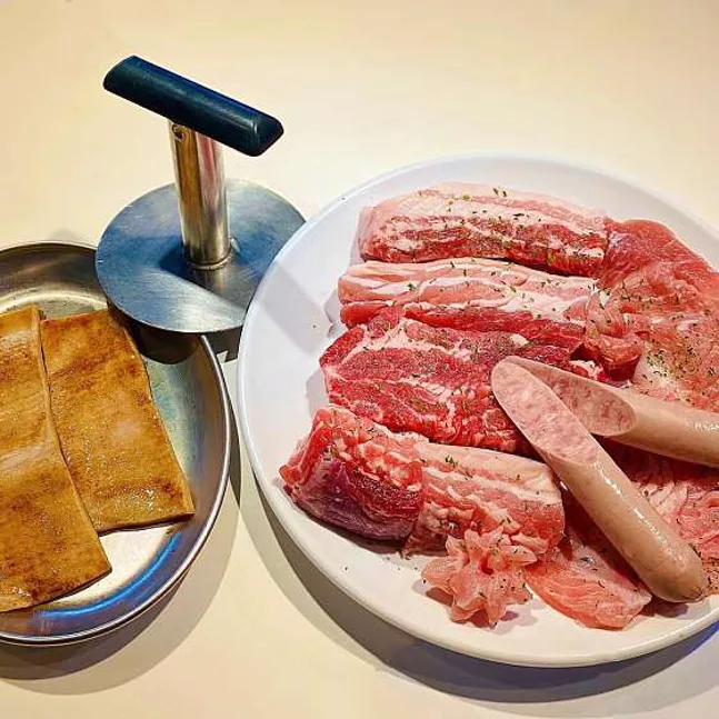 맛있는 고기에 솜씨를 더하다 이동점