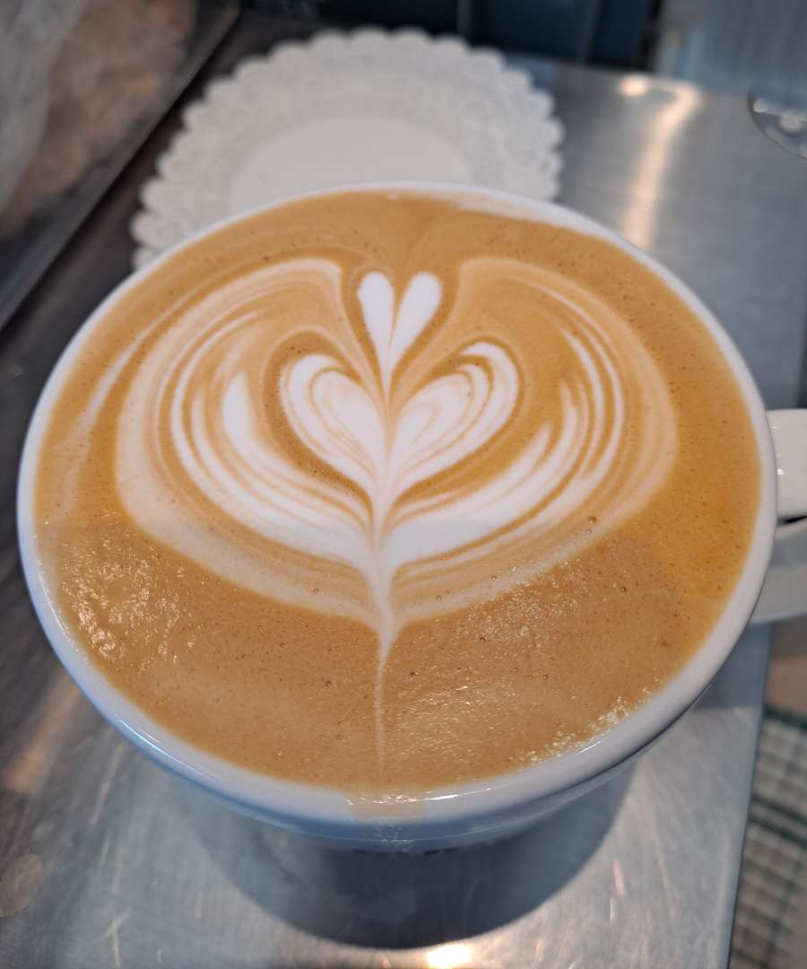 라떼아트 윙튤립