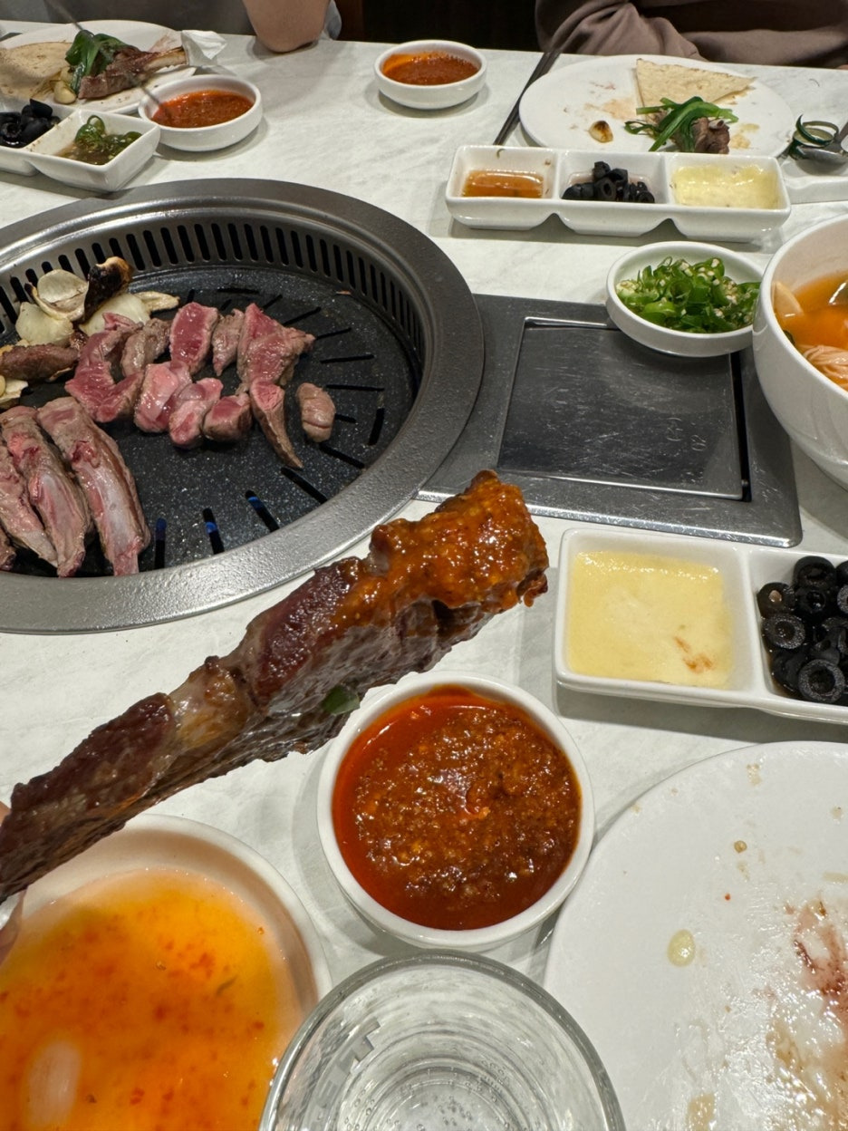 양념장에 찍힌 양갈비