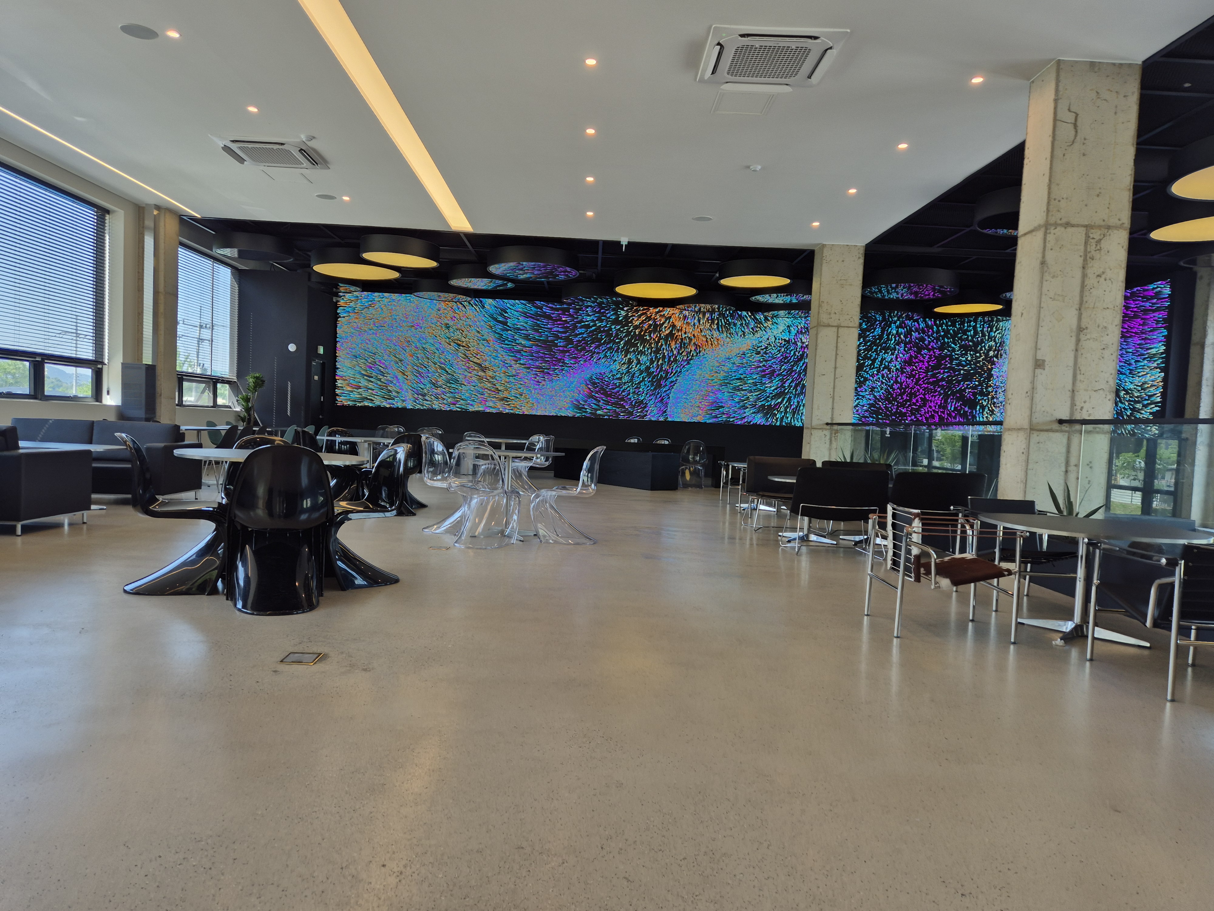 브런치&베이커리카페 <피쿼즈>