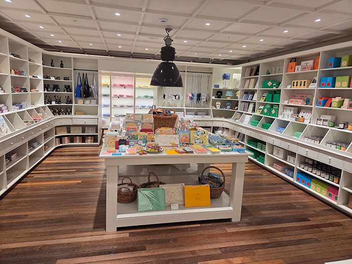 뉴뉴하우스 강남역점