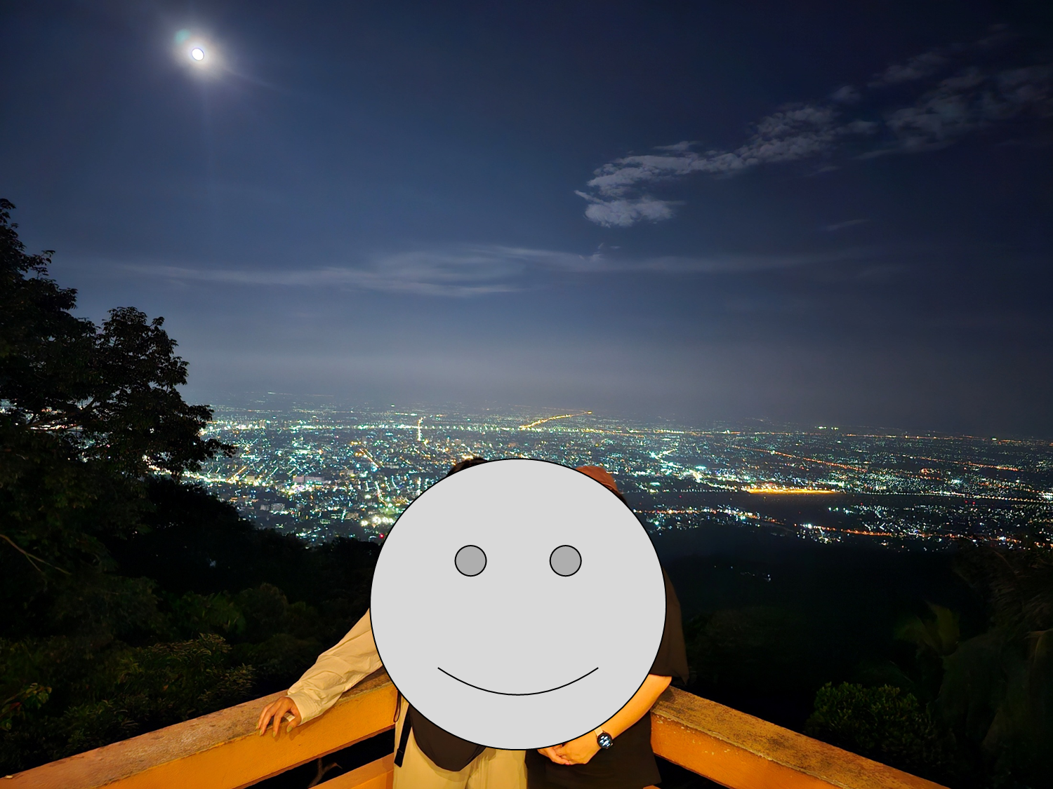 도이수텝 사원 야경