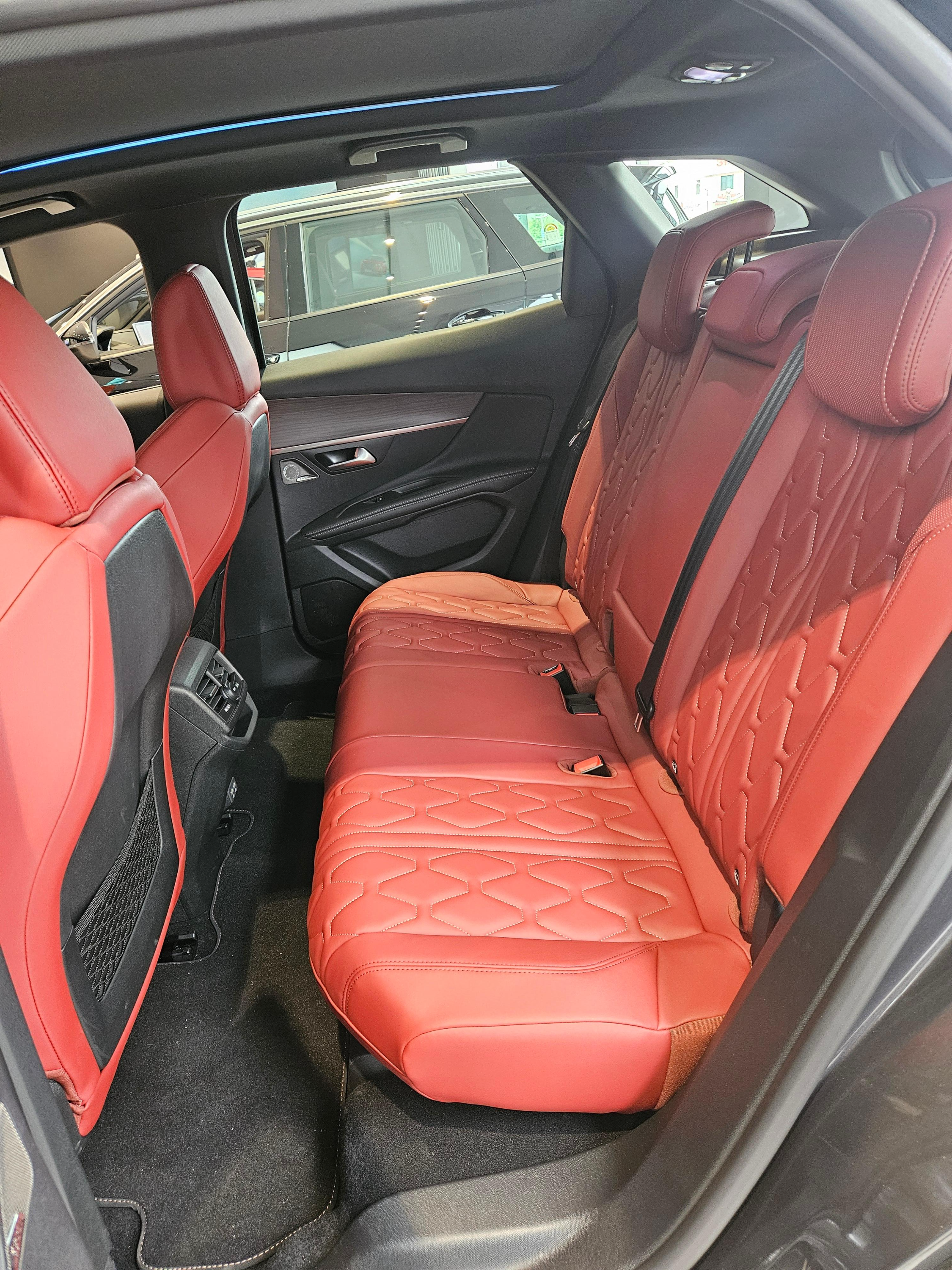 푸조 6월 프로모션