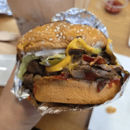 BACON BURGER(베이컨 치즈버거)