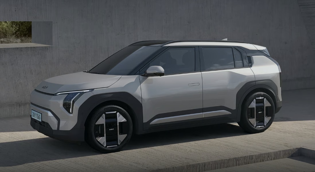 2026 EV3 아이보리 실버 외장 컬러