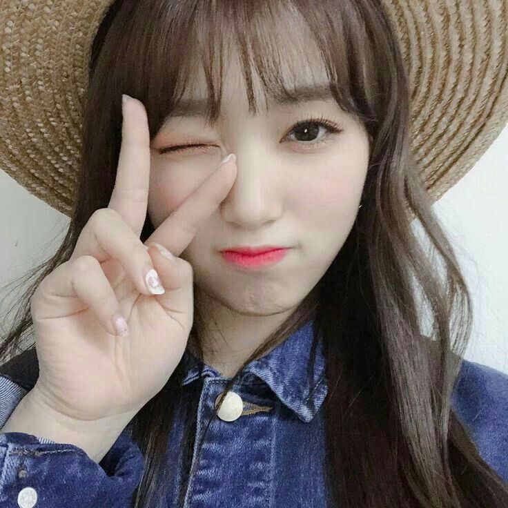 아이즈원 야부키나코 아이즈원 야부키나코