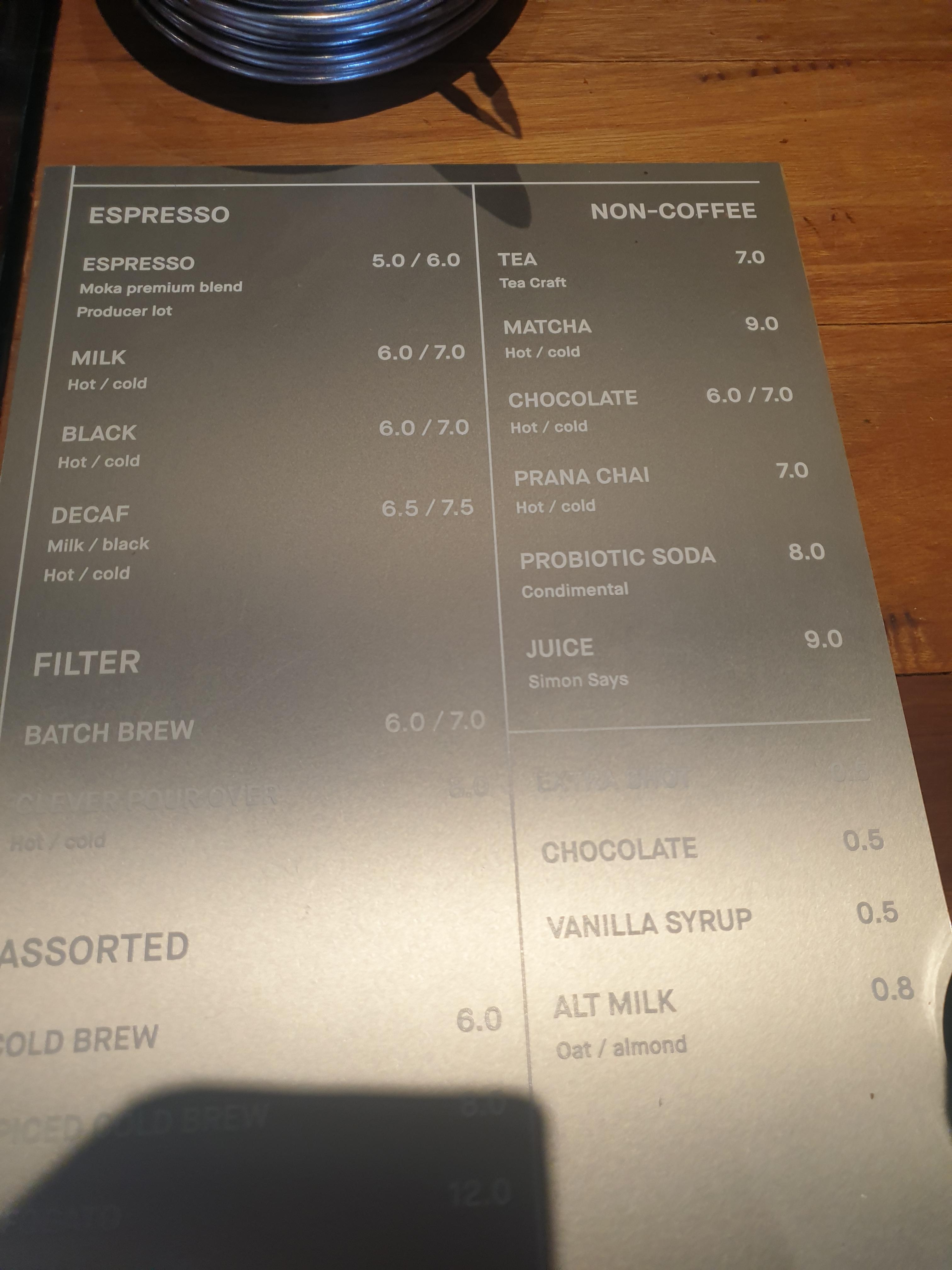 시드니 메카 커피(Mecca Coffee)에서 커피로 시작하는 하루_메뉴판