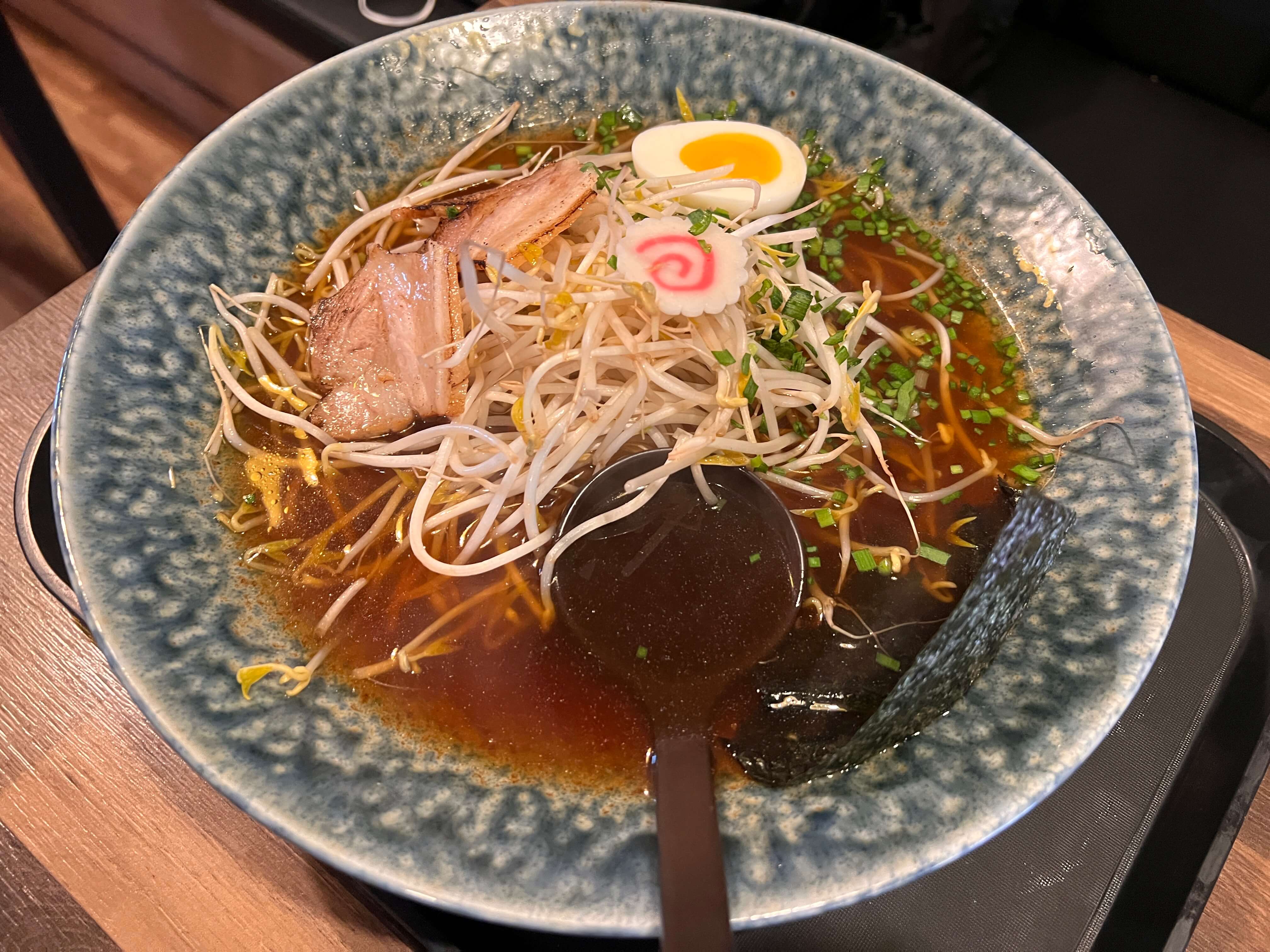 뜨끈한 국물이 일품인 라면