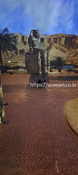 파라오 건축물이에요.